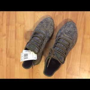 Adidas tubular shadows olive green